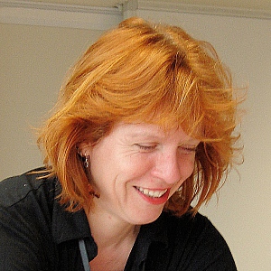 dr. Nicolle van de Wiel