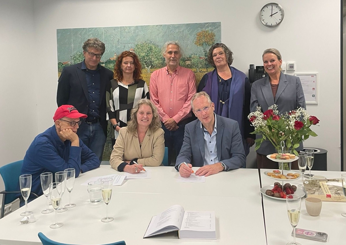 Dirk den Hollander, Roderick Jansen, Marion Vollenberg, Gabe van der Zee, Betty Neijmeijer, Annemiek Zwartkruis